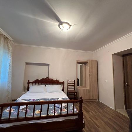 Cozy Apartment In The Centre Of كوتايسي المظهر الخارجي الصورة