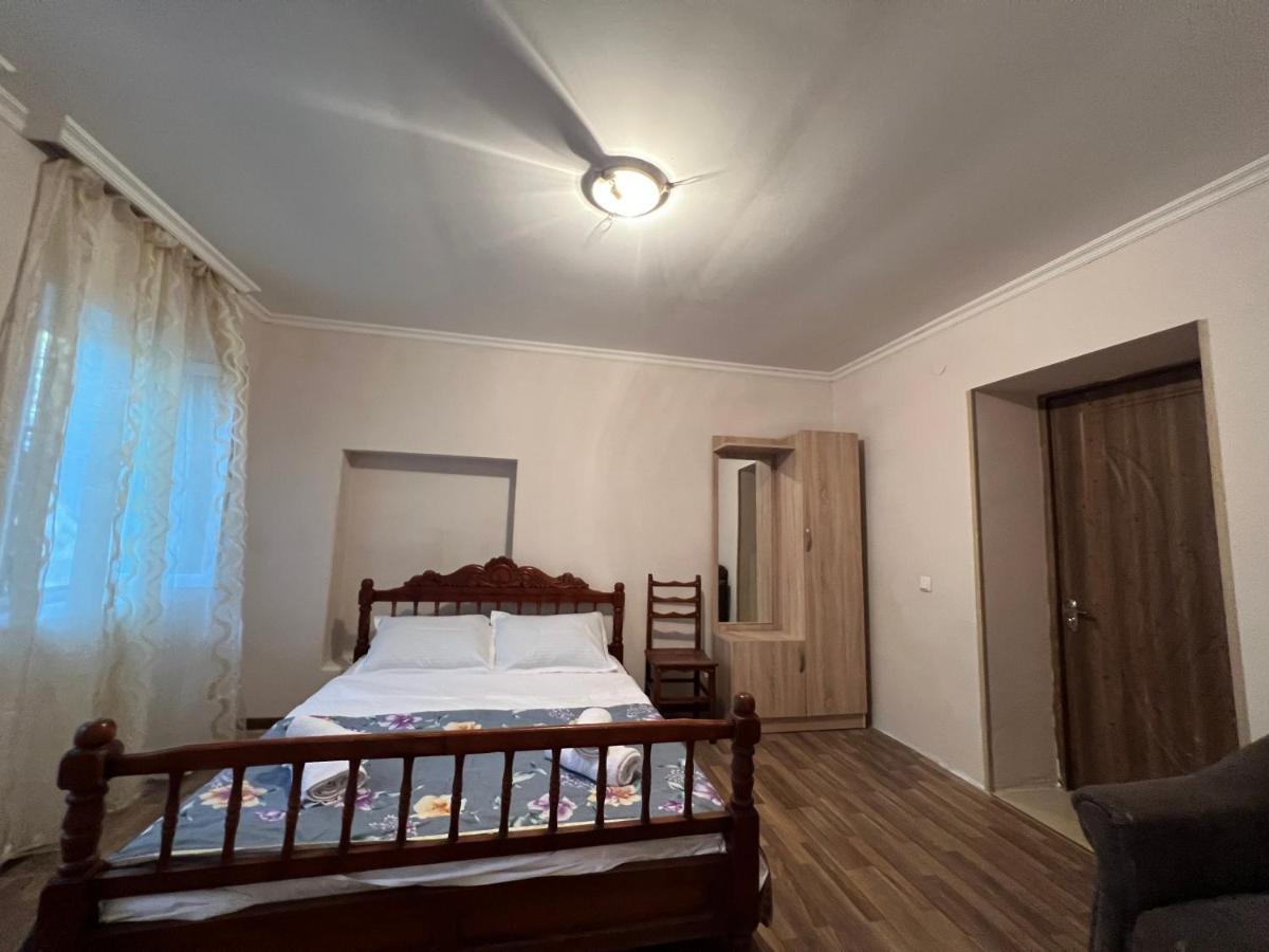 Cozy Apartment In The Centre Of كوتايسي المظهر الخارجي الصورة