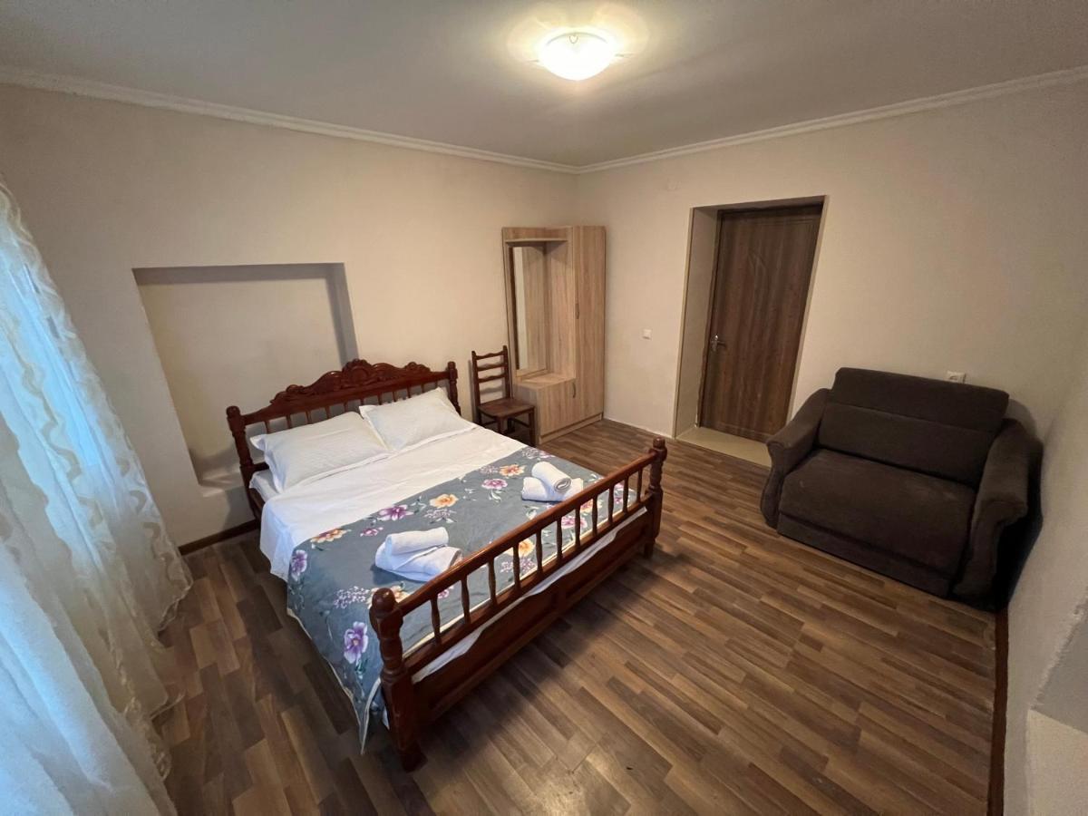 Cozy Apartment In The Centre Of كوتايسي المظهر الخارجي الصورة