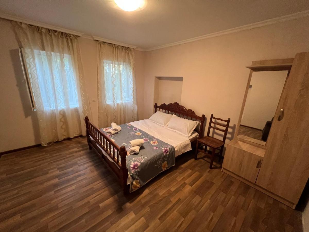Cozy Apartment In The Centre Of كوتايسي المظهر الخارجي الصورة