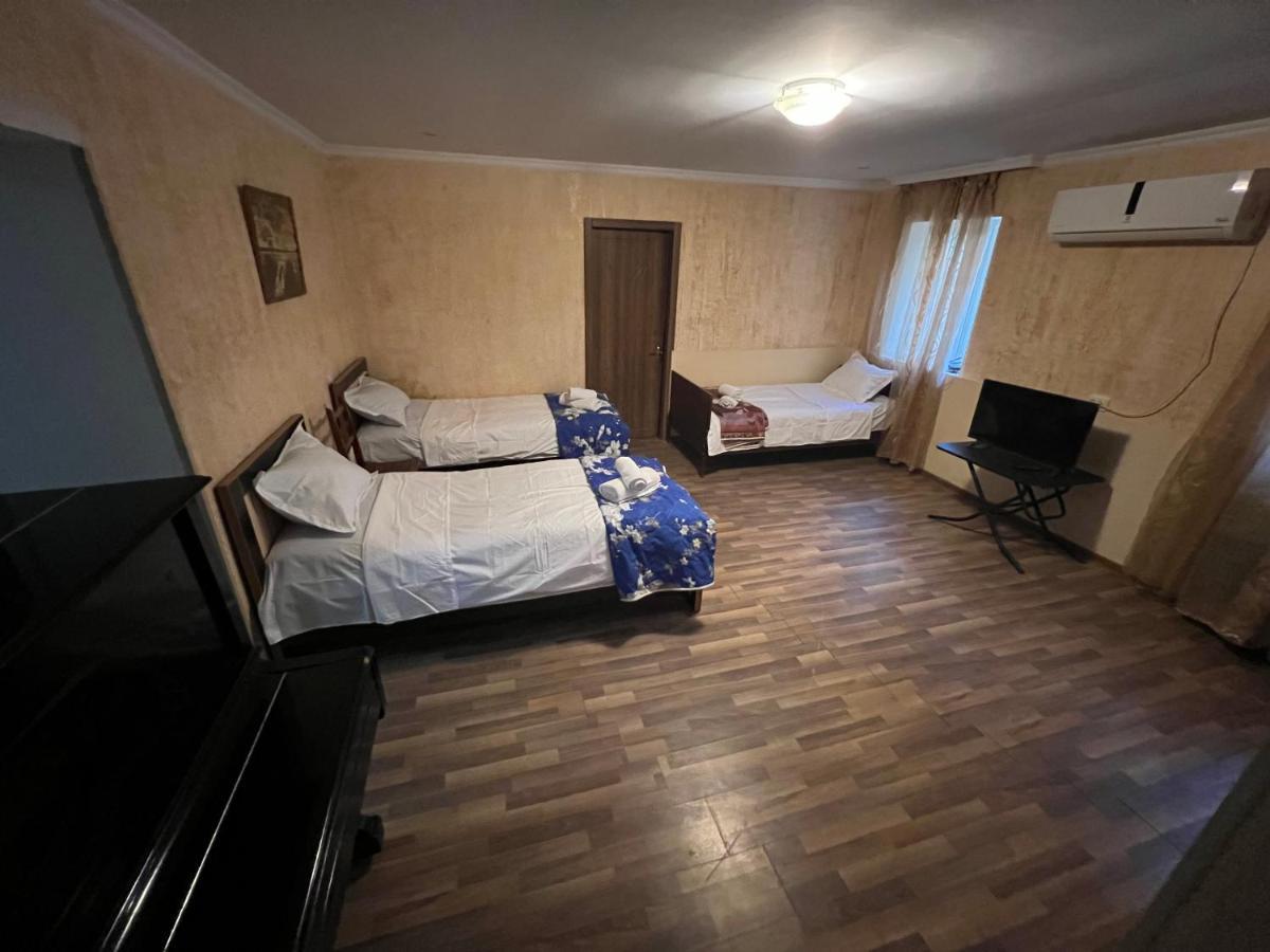 Cozy Apartment In The Centre Of كوتايسي المظهر الخارجي الصورة